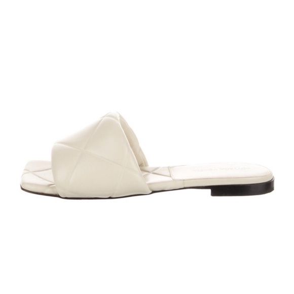 Bottega Veneta Quilted Leather Sandals - Picture 4 of 9